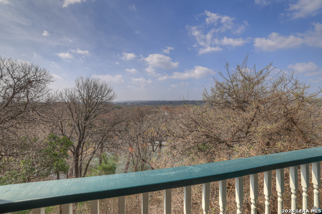 Image 23 of 47 For 1247 Gruene  # 203