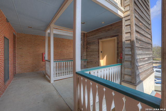 Image 36 of 47 For 1247 Gruene  # 203