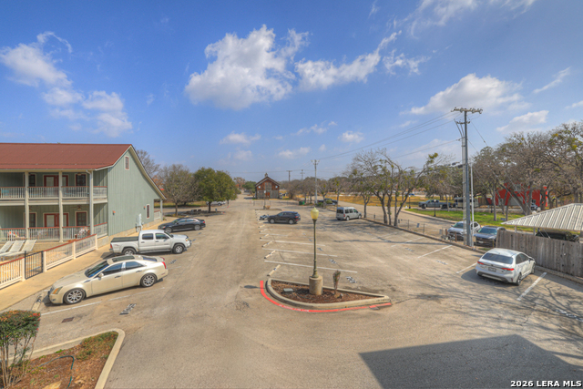 Image 37 of 47 For 1247 Gruene  # 203