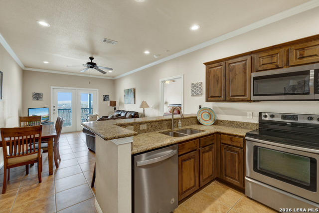 Image 7 of 47 For 1247 Gruene  # 203