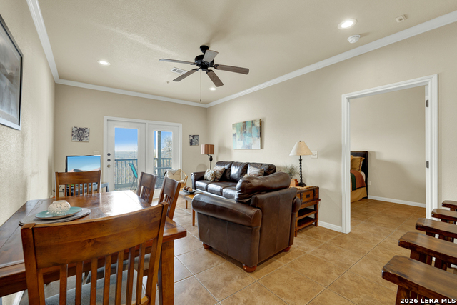 Image 8 of 47 For 1247 Gruene  # 203