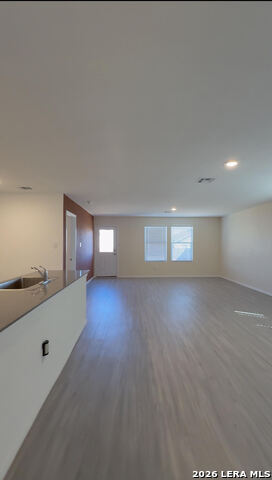 Image 4 of 19 For 713 Kildeer Trl