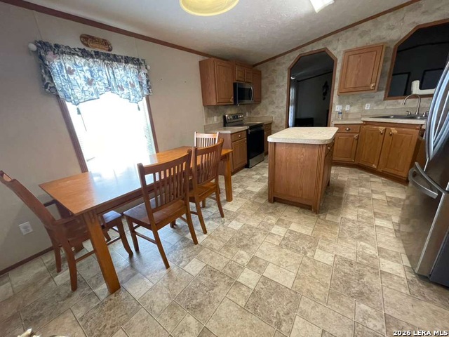 Details for 311 E Frio St, Dilley, TX 78017