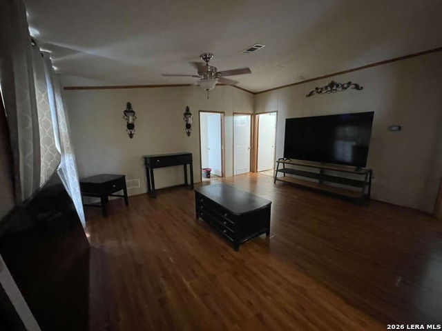 Image 2 of 24 For 311 E Frio St