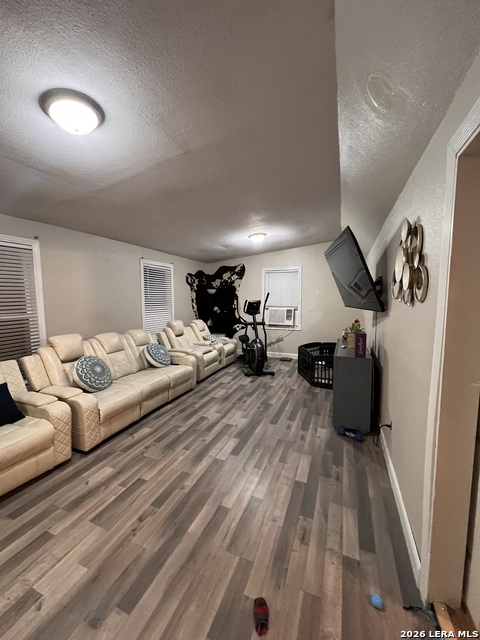 Image 2 of 14 For 2450 Jesusita