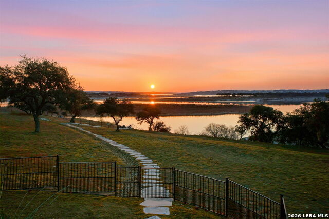 Image 33 of 48 For 119 Spiritual