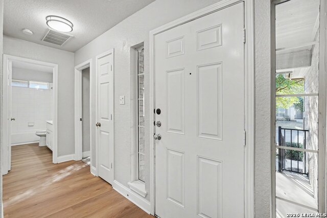 Image 8 of 37 For 7119 Capricorn Way