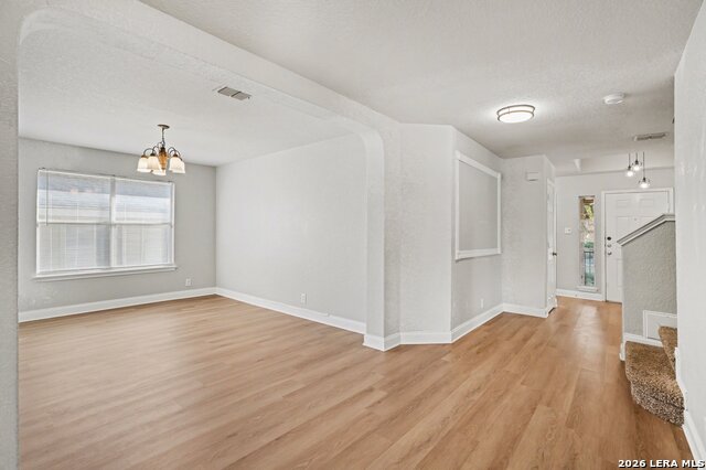 Image 9 of 37 For 7119 Capricorn Way