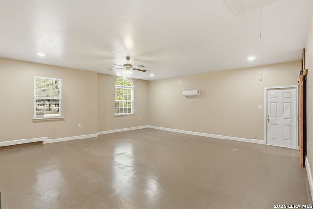 Image 26 of 46 For 813 County Road 375