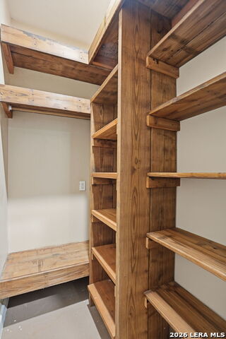 Image 28 of 46 For 813 County Road 375