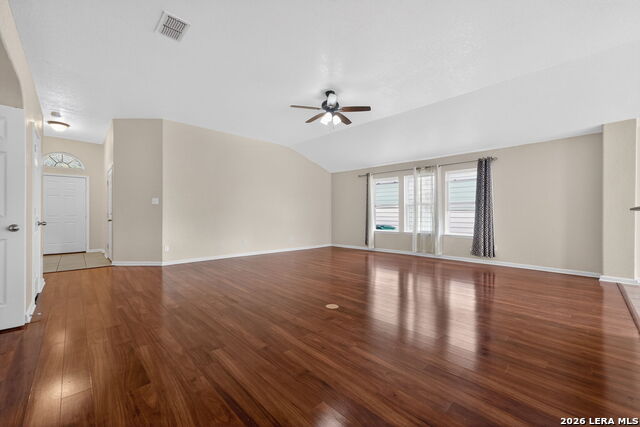 Image 10 of 50 For 5310 Gemsbuck Chase