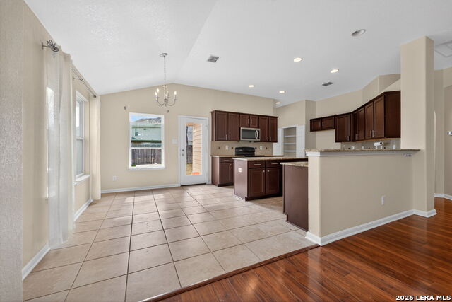 Image 11 of 50 For 5310 Gemsbuck Chase