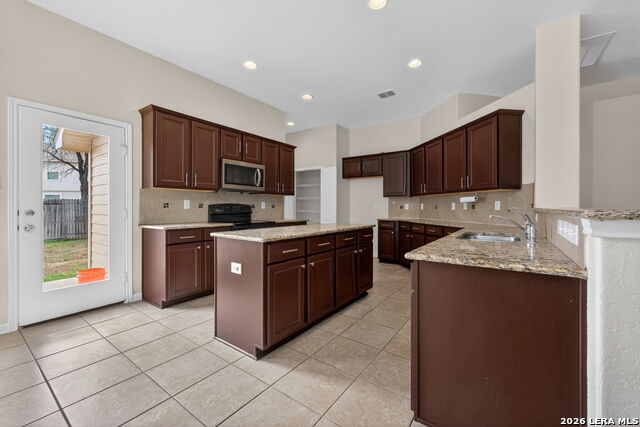 Image 13 of 50 For 5310 Gemsbuck Chase