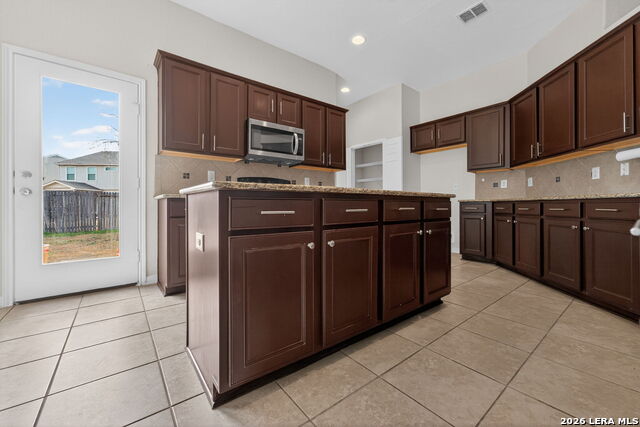 Image 15 of 50 For 5310 Gemsbuck Chase