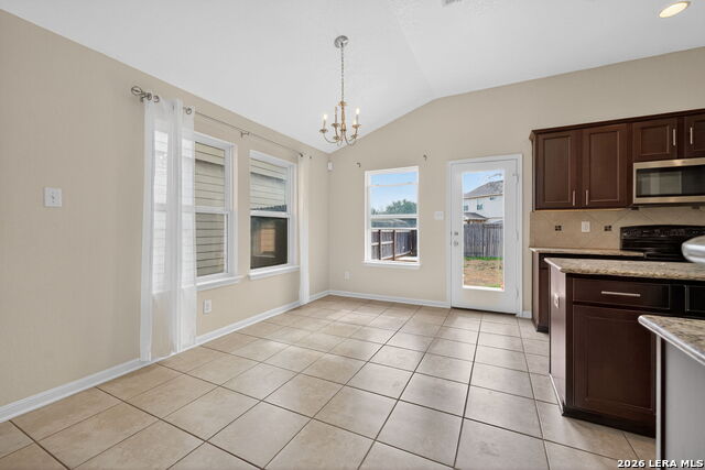 Image 22 of 50 For 5310 Gemsbuck Chase