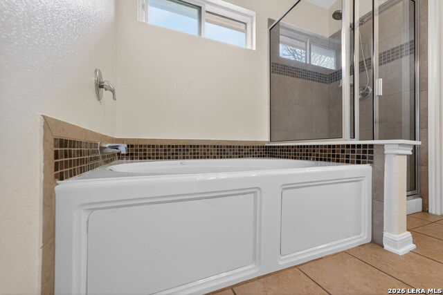 Image 29 of 50 For 5310 Gemsbuck Chase