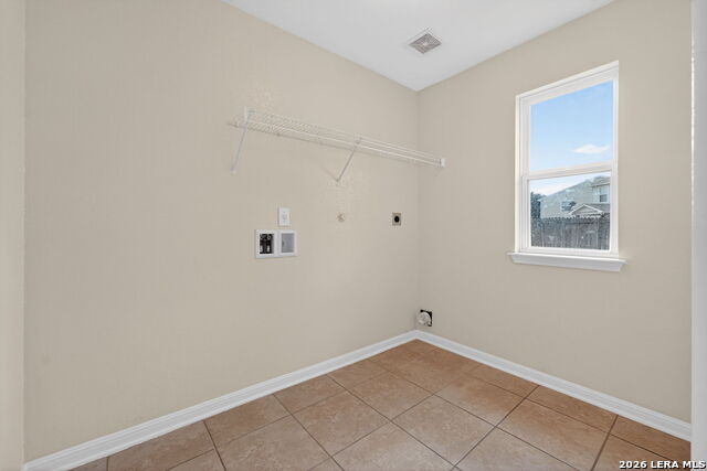 Image 38 of 50 For 5310 Gemsbuck Chase