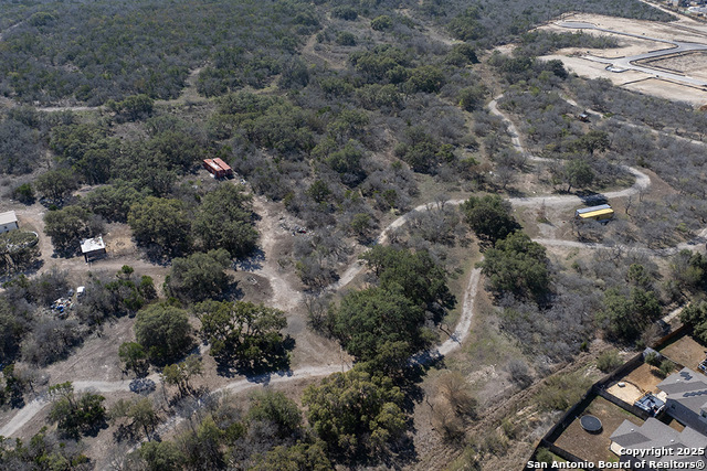 Listing photo id 23 for 1475 Grosenbacher