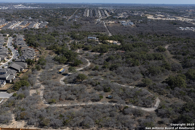 Listing photo id 26 for 1475 Grosenbacher