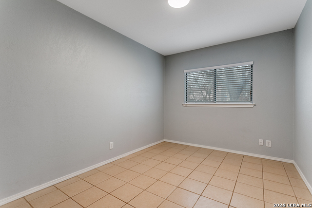 Image 20 of 24 For 6318 Les Harrison