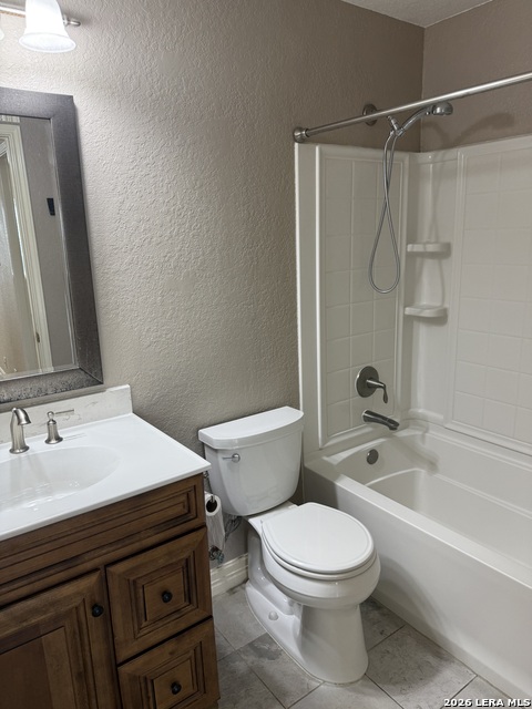 Image 15 of 16 For 21303 Encino Caliza