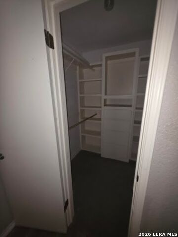 Image 16 of 21 For 764 Vista Pkwy