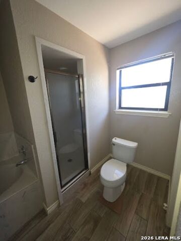 Image 18 of 21 For 764 Vista Pkwy