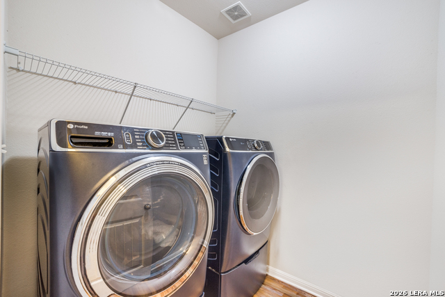 Image 13 of 31 For 437 Stonebrook