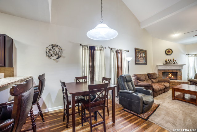 Image 8 of 31 For 437 Stonebrook