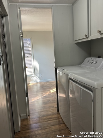 Image 17 of 19 For 8415 Braewick