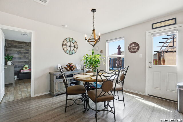 Listing photo id 6 for 449 Moonvine Way