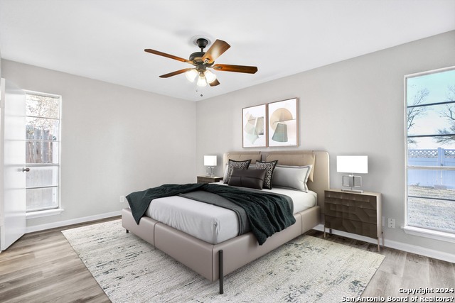 Image 24 of 39 For 4242 Bayliss St