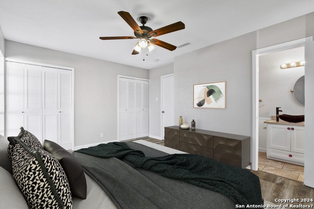 Image 26 of 39 For 4242 Bayliss St