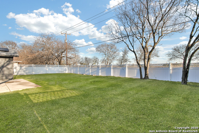 Image 36 of 39 For 4242 Bayliss St