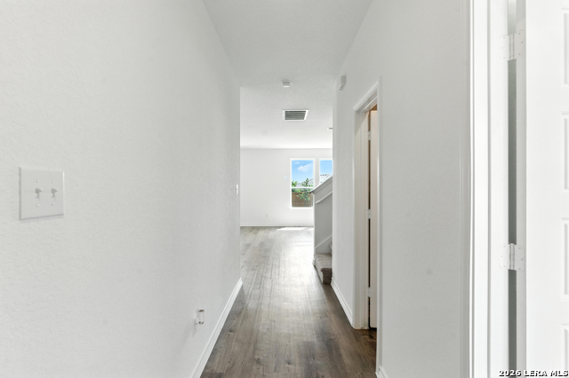 Image 3 of 31 For 5159 Bay Breeze