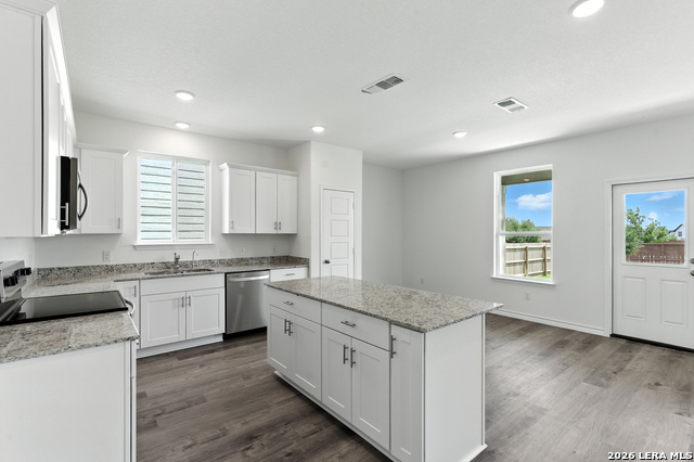 Image 30 of 31 For 5159 Bay Breeze