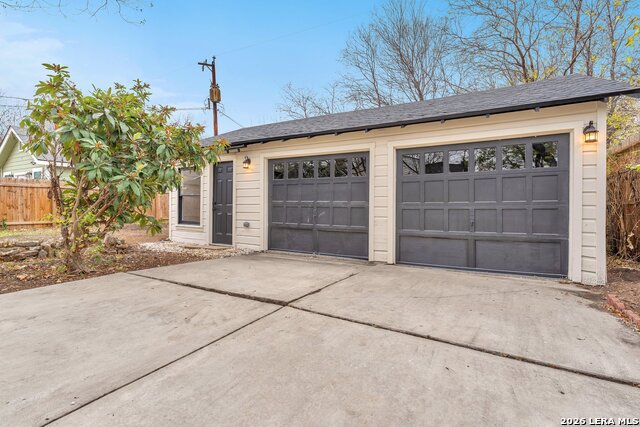 Image 20 of 23 For 2007 Magnolia Ave W