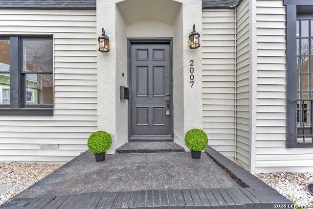 Image 3 of 23 For 2007 Magnolia Ave W