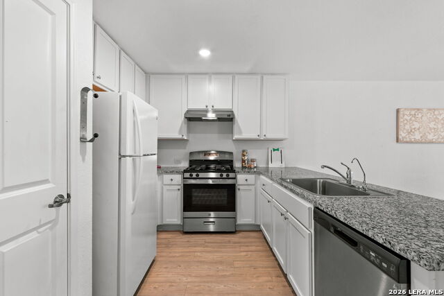 Image 11 of 21 For 4530 Glades Way