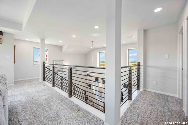 Listing photo id 14 for 619 River Run Way