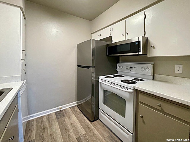 Image 6 of 30 For 223 Silver Sands W 7