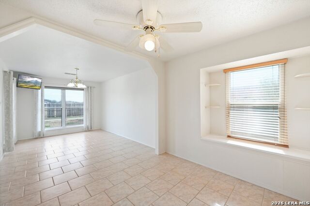 Image 12 of 31 For 162 Oakside  