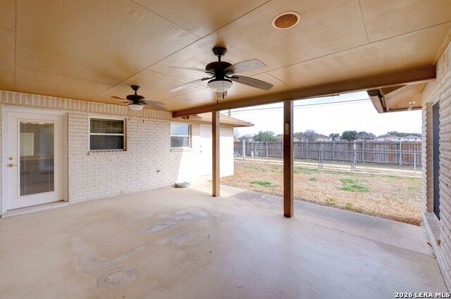 Image 28 of 31 For 162 Oakside  