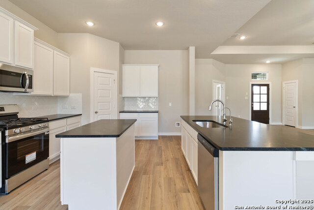 Image 11 of 27 For 21117 Jordans Ranch Way