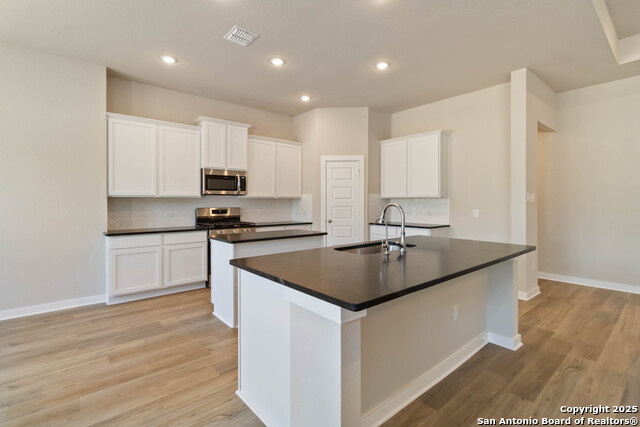 Image 7 of 27 For 21117 Jordans Ranch Way