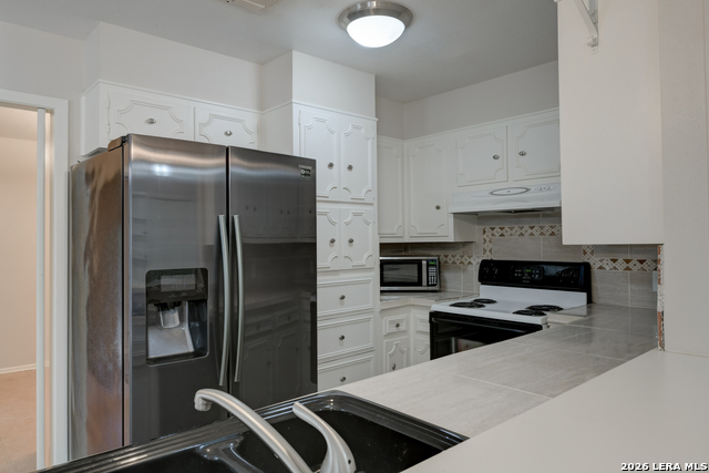 Image 13 of 35 For 11519 Whisper Moss St