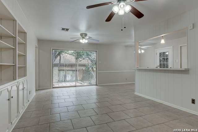 Image 16 of 35 For 11519 Whisper Moss St