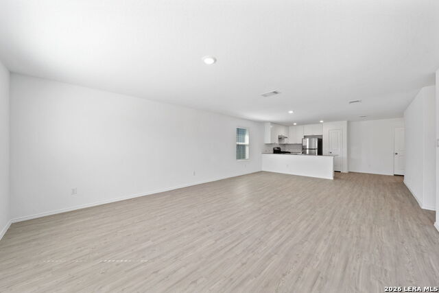 Image 4 of 23 For 9311 Selene  