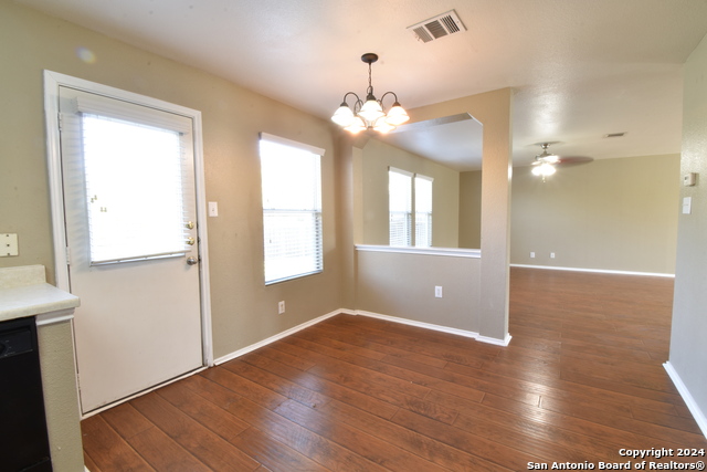 Image 6 of 25 For 25907 Torch Lily