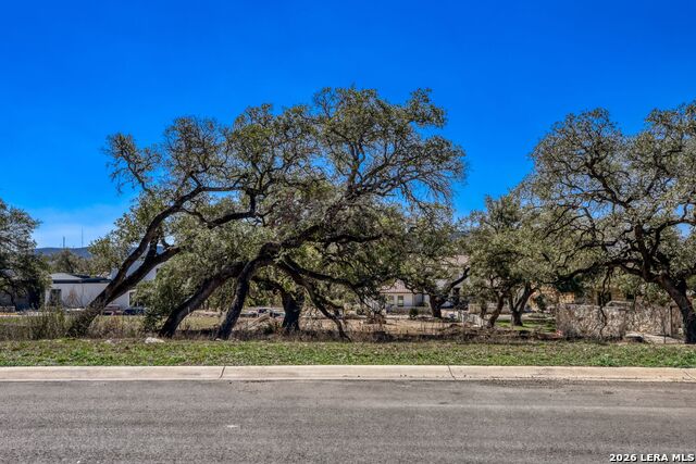 Image 6 of 17 For 6922 Bluff Run